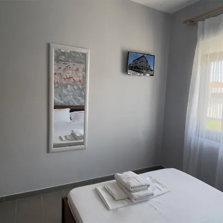 Niki Apartments Paralia Dionysiou Exterior photo