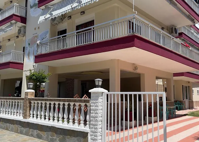 Niki Apartments